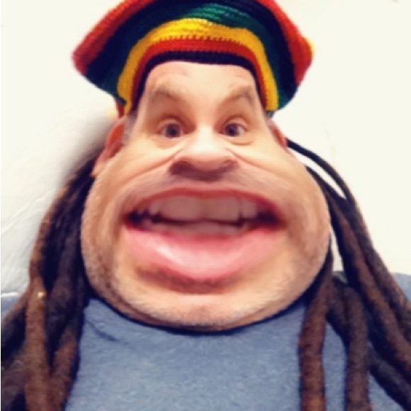 Meet your Posher, Daniel - Picture 4 of 7